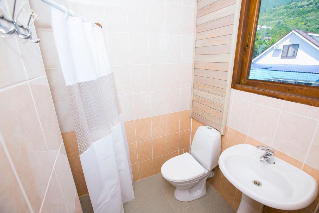 Guest House Lavr Gagra Exterior photo